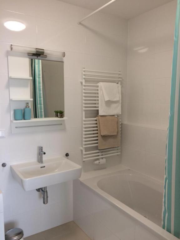 Vienna Belvedere Und Hauptbahnhof Apartment Bagian luar foto